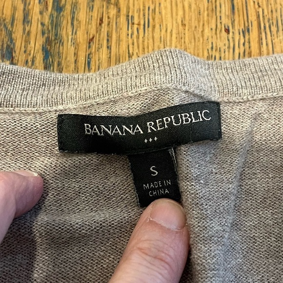 🤎Banana Republic Ruffle Trim Cardigan - Size S🤎 - Picture 2 of 8